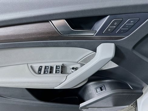 Used 2024 Audi Q5 2.0T Premium Plus image 15