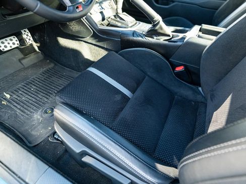 Used 2022 Toyota GR86 Premium w/ ALL Weather Mat Package (TMS) RWD image 21