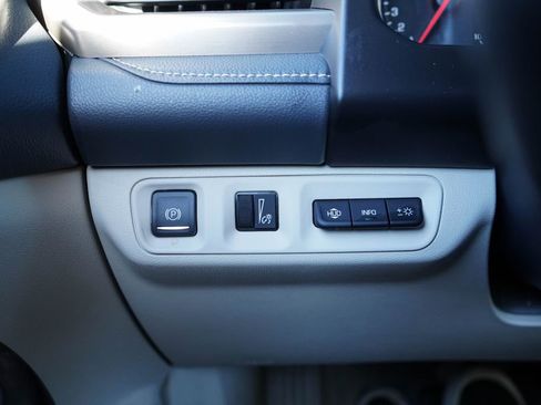 Used 2021 GMC Acadia Denali w/ Denali Technology Package image 26