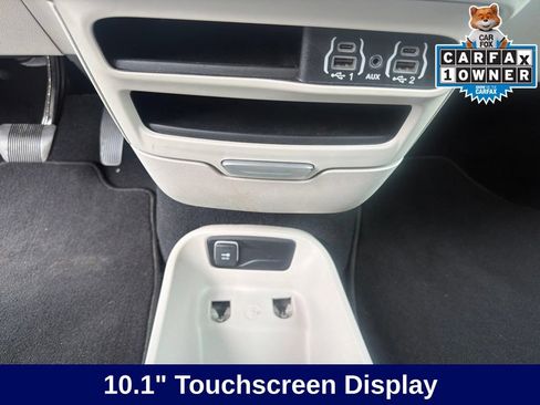 Used 2023 Chrysler Pacifica Touring-L FWD image 37
