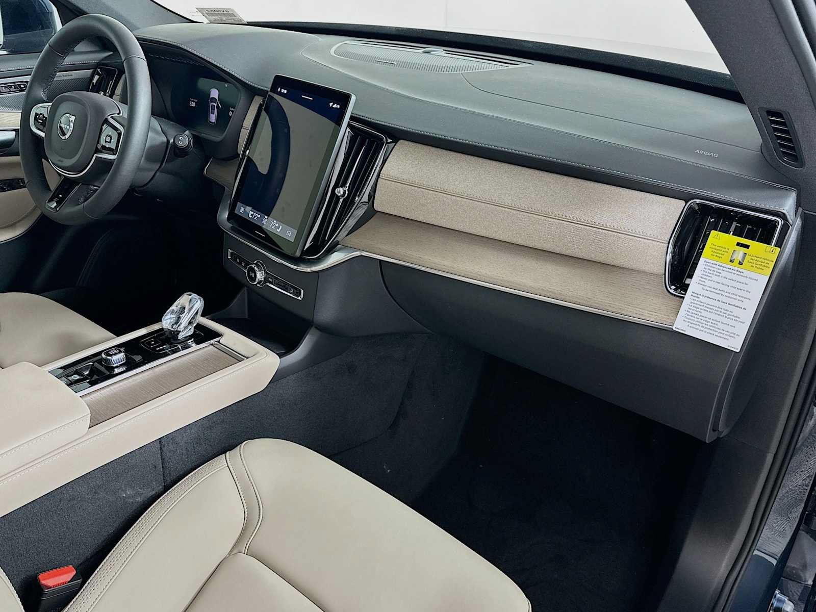New 2026 Volvo XC90 T8 Plus w/ Protection Package Premier AWD/4WD image 28