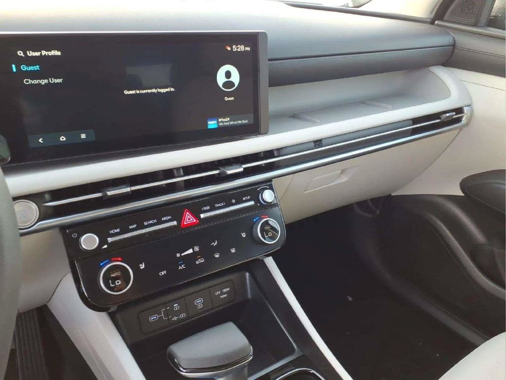 New 2026 Hyundai Tucson SEL Plus FWD image 13