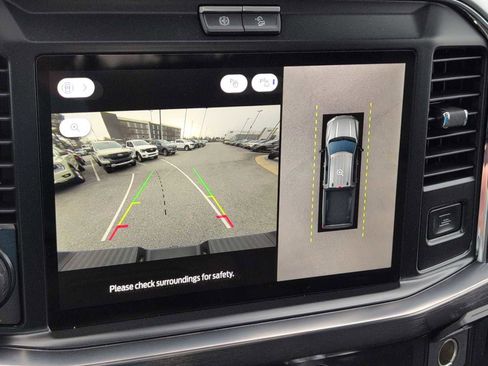 New 2026 Ford F250 Lariat w/ Black Appearance Package image 19