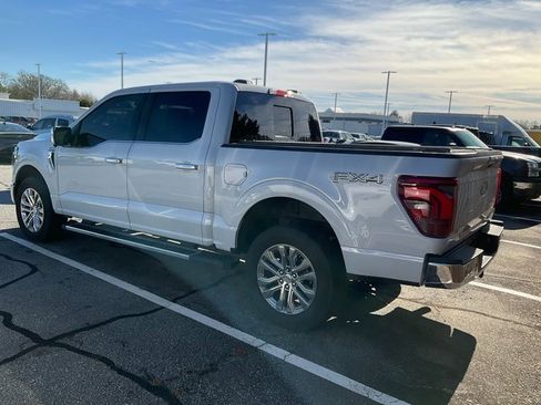 Used 2025 Ford F150 Lariat w/ Equipment Group 502A High image 4