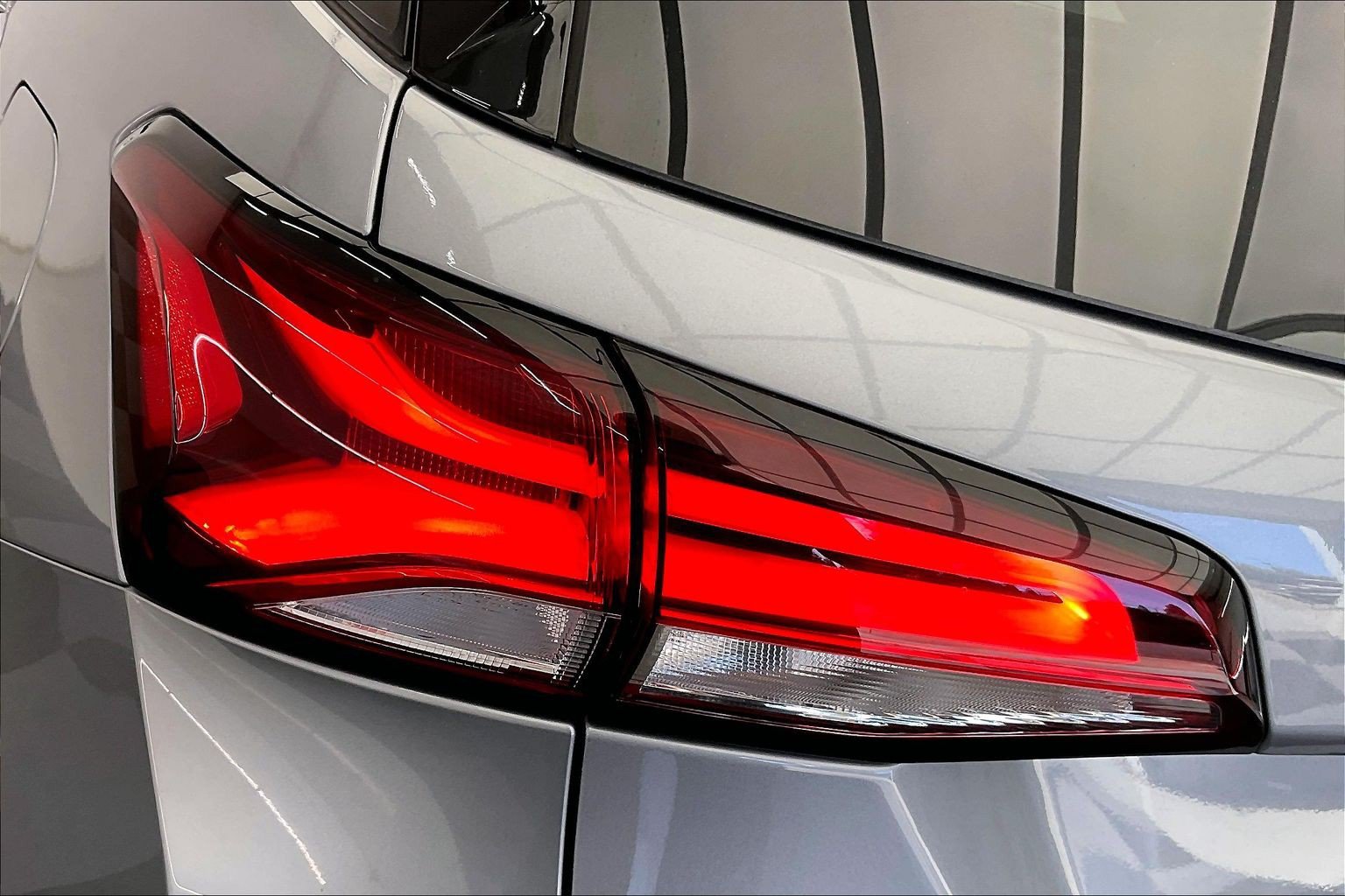Used 2023 Chevrolet Equinox Premier AWD/4WD image 29