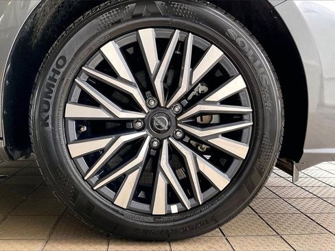 Used 2025 Nissan Altima 2.5 SV image 35