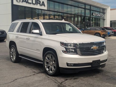 Used 2017 Chevrolet Tahoe Premier AWD/4WD image 3