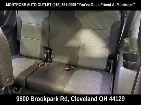 Used 2023 Chevrolet Traverse LT FWD image 42
