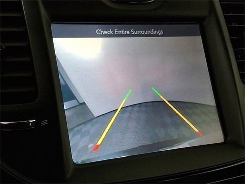 Used 2016 Chrysler 300 S image 4