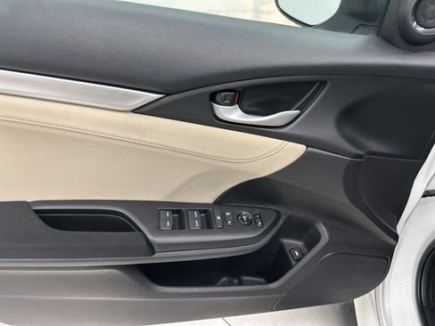 Used 2021 Honda Civic EX image 11