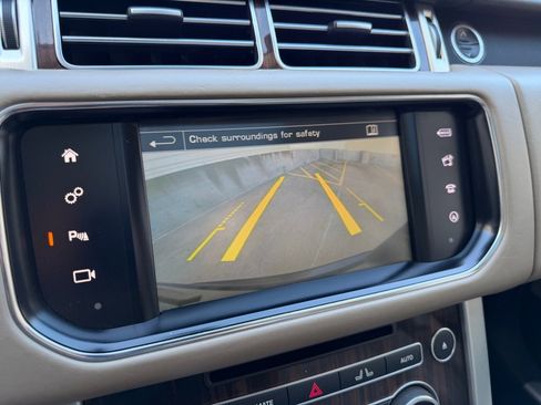 Used 2016 Land Rover Range Rover Supercharged AWD/4WD image 17