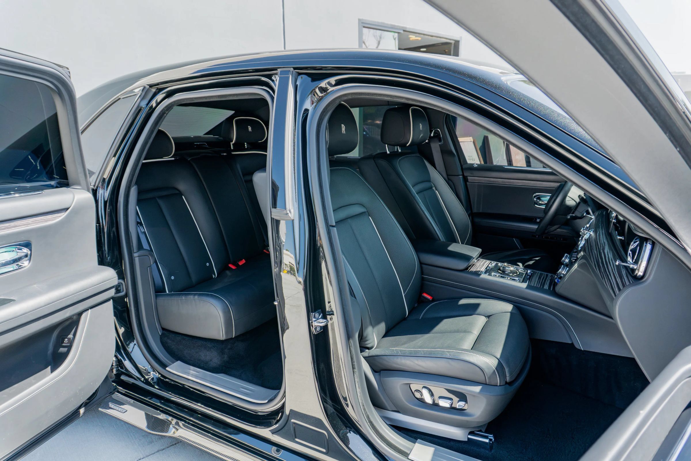 Used 2021 Rolls-Royce Ghost AWD/4WD image 61