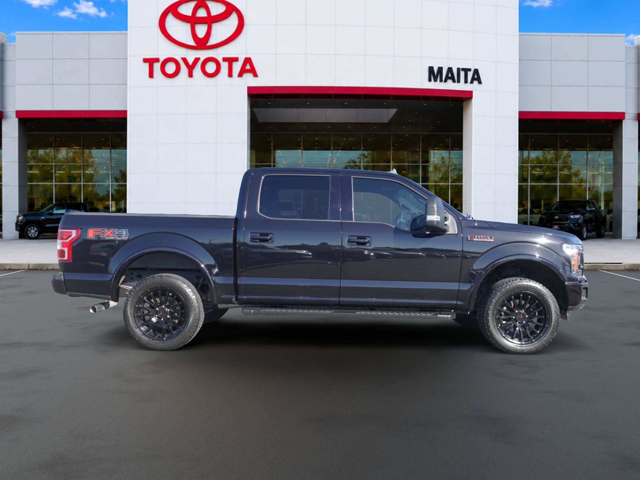 Used 2019 Ford F150 XLT w/ Equipment Group 302A Luxury AWD/4WD image 2