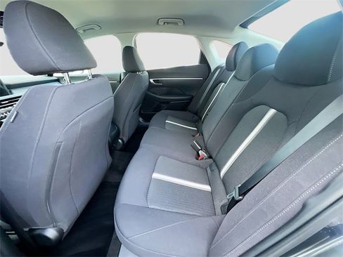 Used 2025 Hyundai Sonata SE image 22