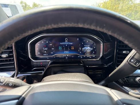 Used 2024 Chevrolet Silverado 1500 LT w/ Protection Package AWD/4WD image 22