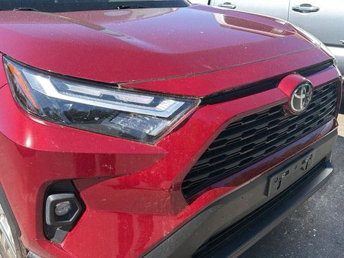 Used 2023 Toyota RAV4 XLE Premium AWD/4WD image 4