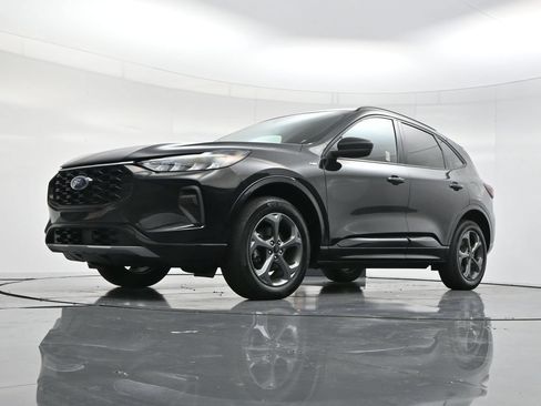 Used 2024 Ford Escape ST-Line w/ Tech Pack #1 AWD/4WD image 44