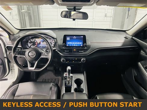 Used 2022 Nissan Altima 2.5 SR image 4