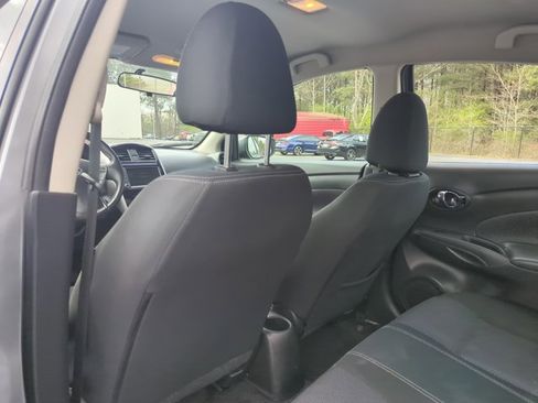 Used 2019 Nissan Versa SV w/ SV Special Edition Package image 19