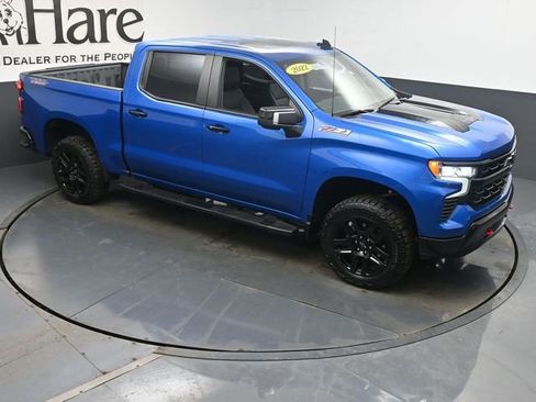 Used 2022 Chevrolet Silverado 1500 LT Trail Boss w/ LT Trail Boss Premium Package image 45