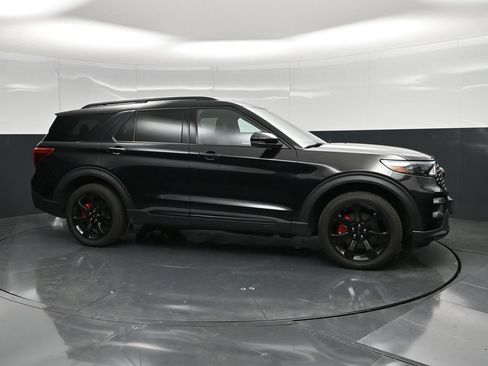 Used 2023 Ford Explorer ST w/ Equipment Group 401A AWD/4WD image 3