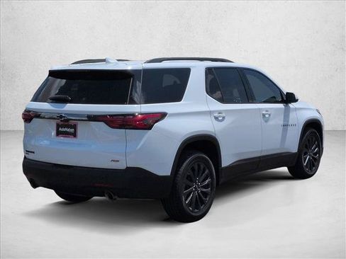 Used 2024 Chevrolet Traverse RS FWD image 8