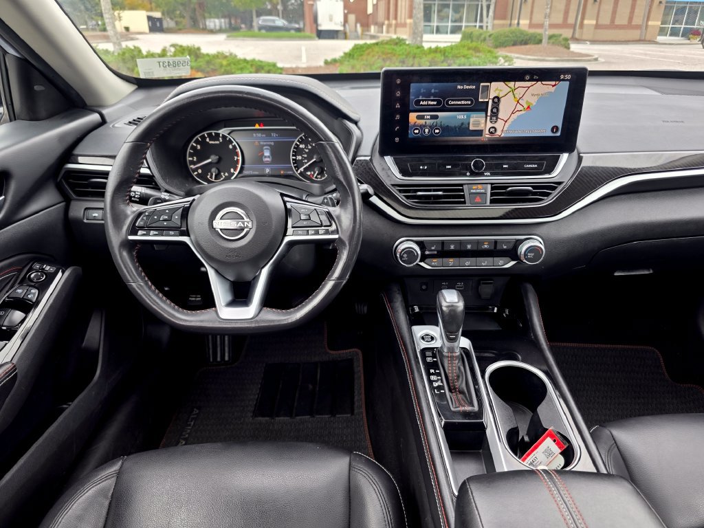 Used 2023 Nissan Altima 2.5 SR w/ SR Premium Package FWD image 26