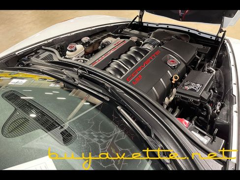 Used 2013 Chevrolet Corvette Grand Sport w/ 2LT Preferred Equipment Group image 30