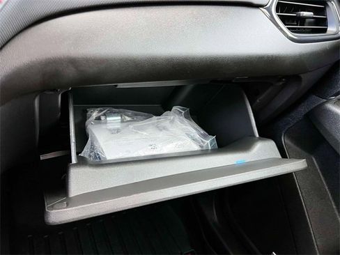 Used 2023 Chevrolet Equinox RS w/ RS Leather Package image 34