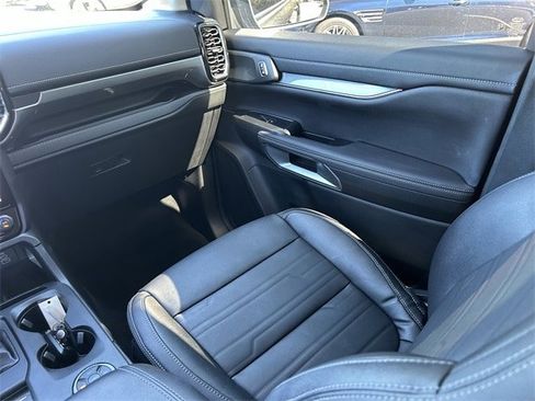 Used 2024 Ford Ranger Lariat w/ FX4 Off-Road Package image 5