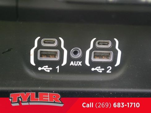 Used 2024 RAM 2500 Big Horn w/ Level 2 Equipment Group AWD/4WD image 36
