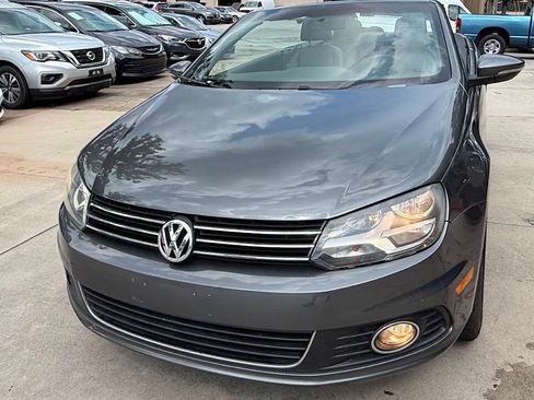 Used 2012 Volkswagen Eos Komfort FWD image 6