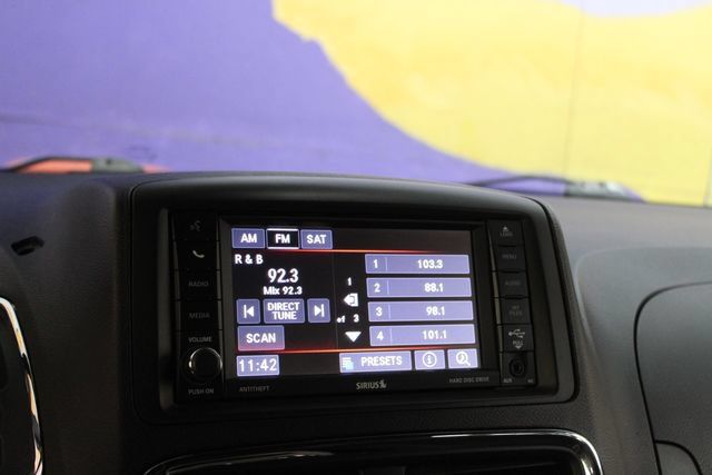 Used 2019 Dodge Grand Caravan SXT FWD image 23