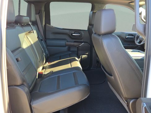 Used 2022 GMC Sierra 1500 Denali w/ Denali Premium Package image 23