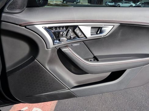 Used 2017 Jaguar F-TYPE R image 14