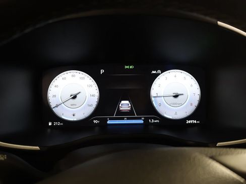 Used 2023 Hyundai Santa Fe Limited AWD/4WD image 43