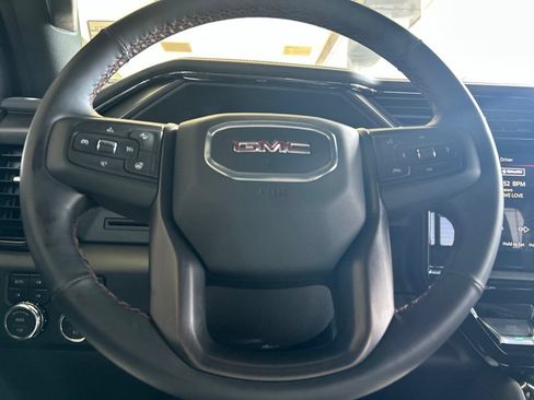 Used 2025 GMC Sierra 1500 AT4 w/ AT4 Premium Package AWD/4WD image 22