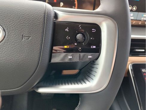 New 2025 INFINITI QX80 Luxe image 21