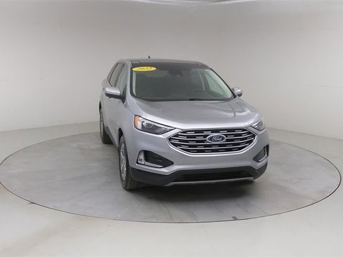 Certified 2022 Ford Edge SEL w/ Convenience Package image 10