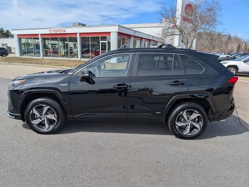 Used 2023 Toyota RAV4 SE w/ Weather & Moonroof Package image 2