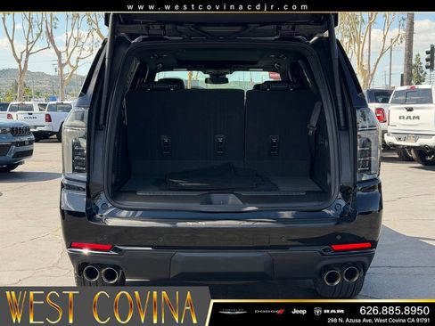 Used 2025 Chevrolet Tahoe RST w/ Comfort Package RWD image 10