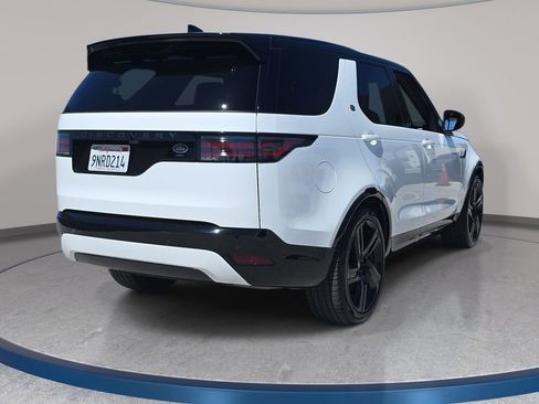 Used 2023 Land Rover Discovery HSE R-Dynamic image 5