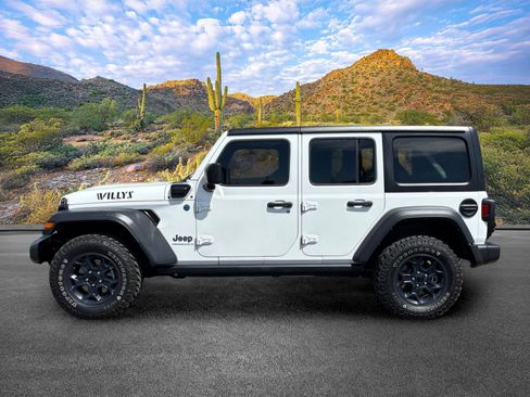 Used 2023 Jeep Wrangler Unlimited w/ 8.4" Radio Group AWD/4WD image 7
