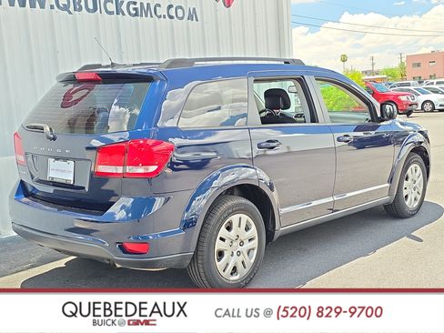 Used 2019 Dodge Journey SE w/ Connectivity Group FWD image 7