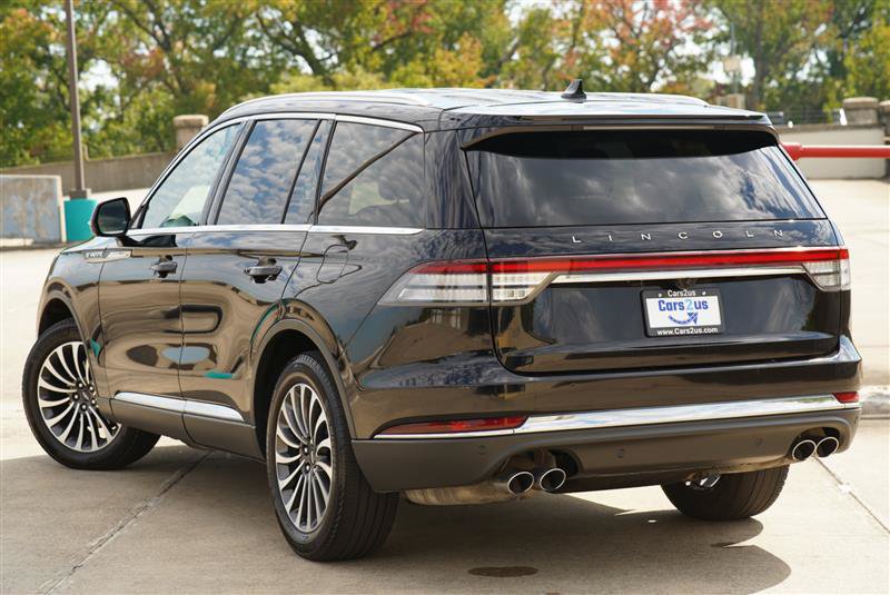 Used 2020 Lincoln Aviator Reserve AWD/4WD image 4