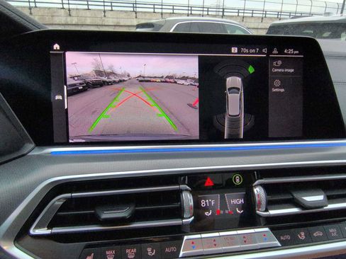 Used 2019 BMW X5 xDrive40i w/ Premium Package 2 image 32