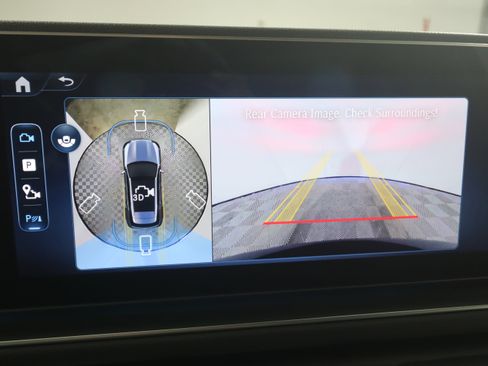 Certified 2025 Mercedes-Benz GLE 350 4MATIC image 22