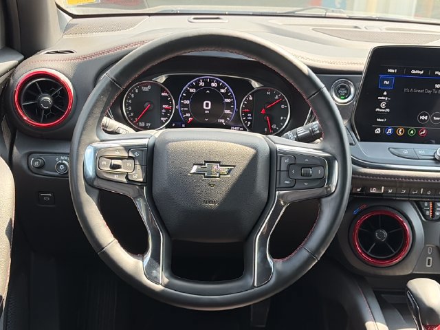 Used 2025 Chevrolet Blazer RS FWD image 15