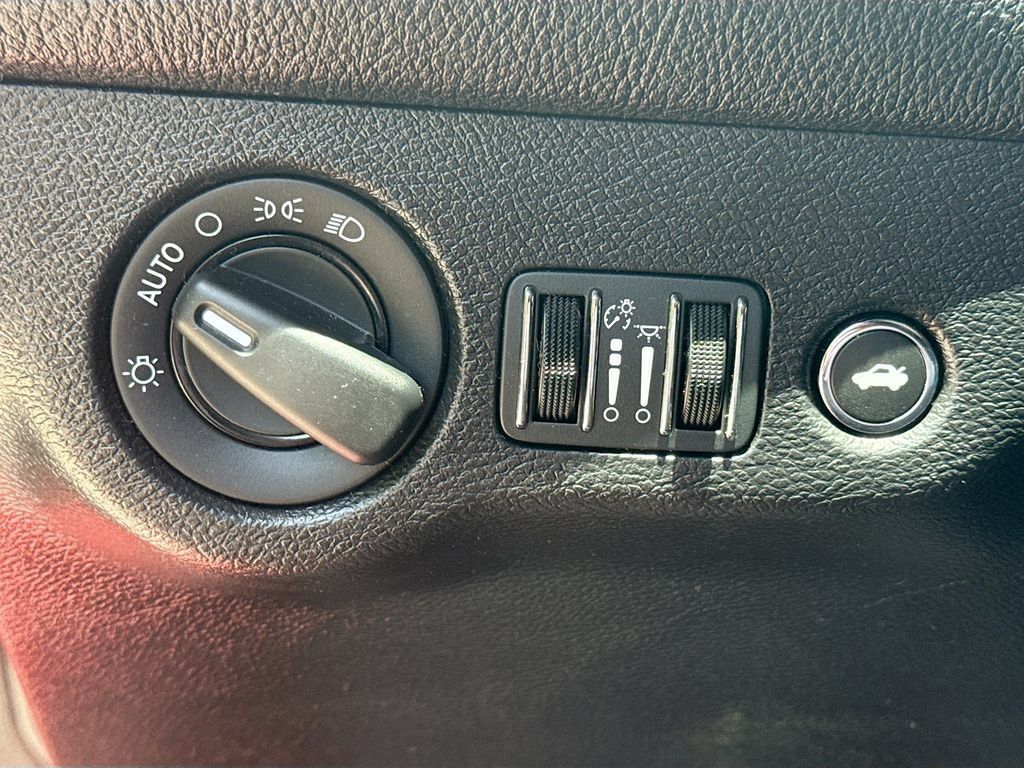 Used 2023 Dodge Challenger GT RWD image 11