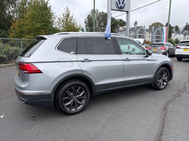 Used 2023 Volkswagen Tiguan SE AWD/4WD image 7